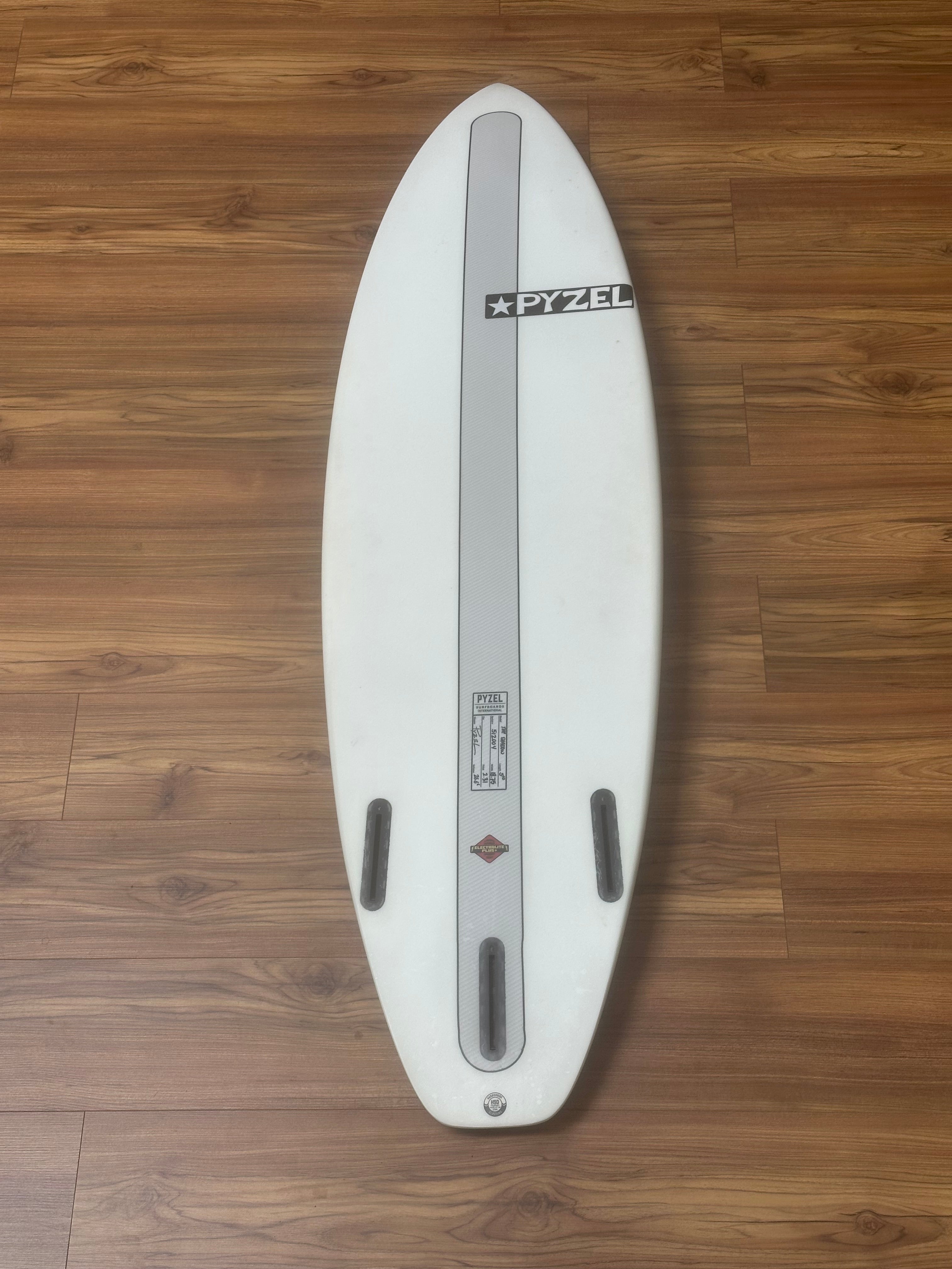 Pyzel | 5'10" Shadow - Used Surfboard