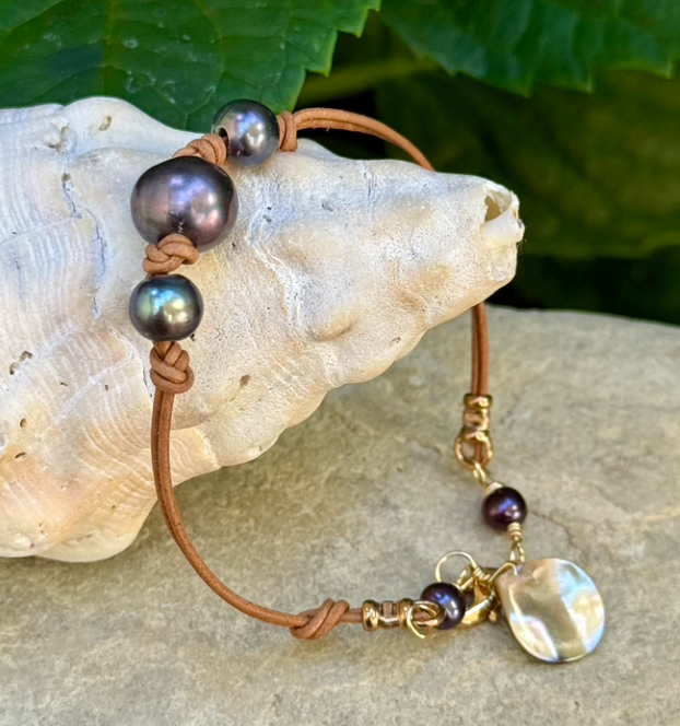 Knotted Black Pearl Leather Bracelet