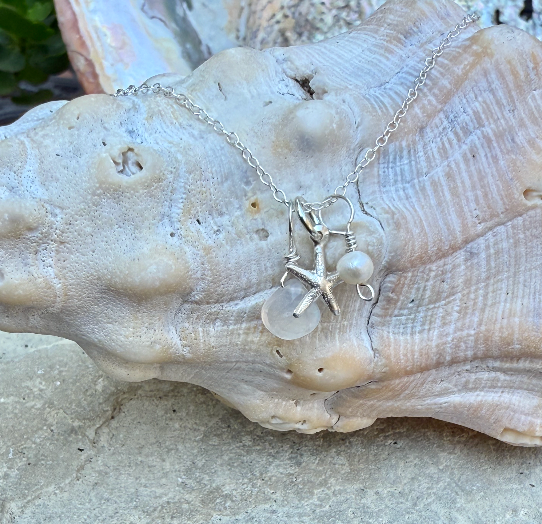 Ocean Jewel Star Necklace  (Moonstone)
